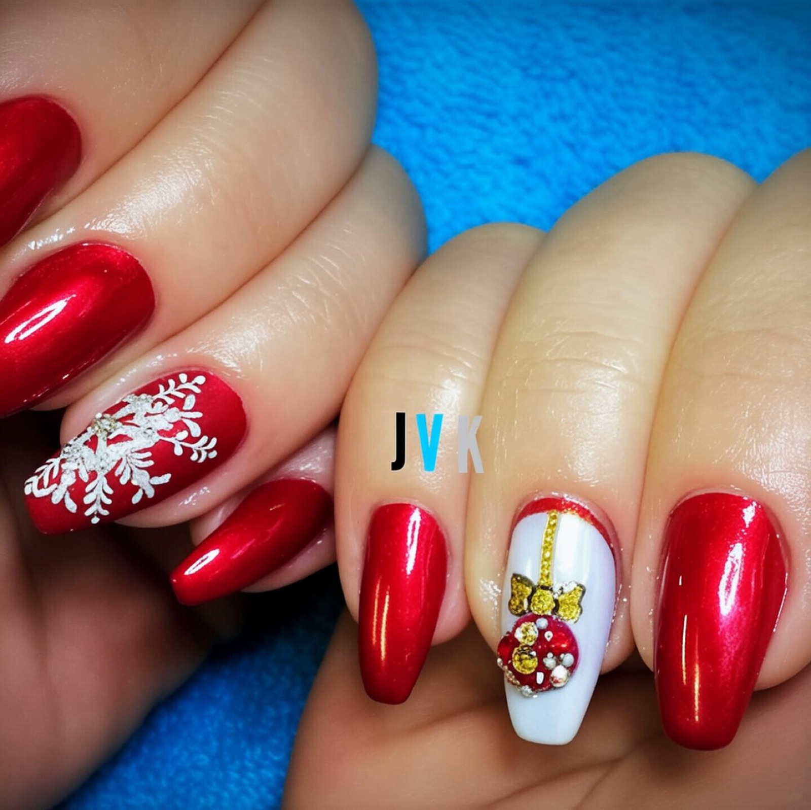 Festive Christmas nail art