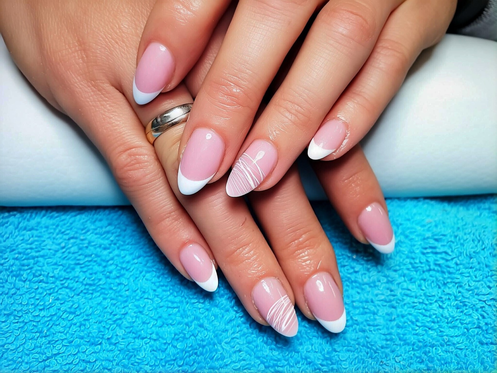 Soft pink ombré with JVK business card